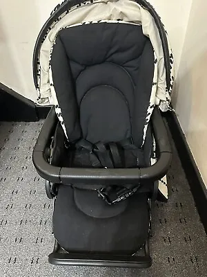 Mama & Papa Travel System 3 In 1 • £100