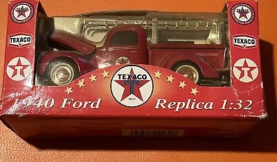 Texaco Old Timers Collection - 1940 Ford Oil Delivery Truck -  1:32 Scale Model • £9.99