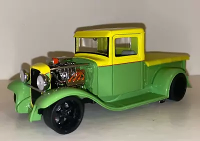 Road Signature 1:18 Scale 1934 Ford Pick-up Custom Hot Rod • $19.99