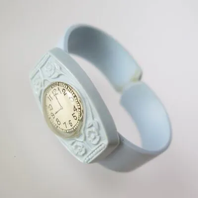 1940's COLLECTIBLE LITTLE GIRLS BLUE PLASTIC WRIST WATCH TOY • $5