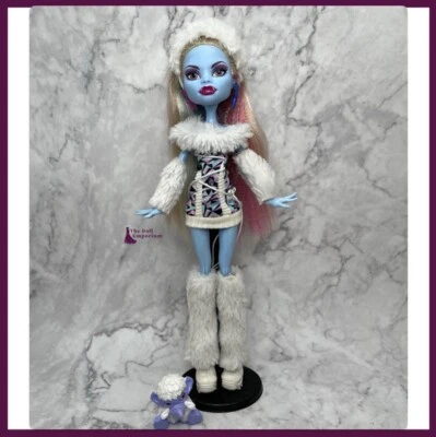£59.99 • Buy Monster High Doll - 1st Wave ‘School’s Out’ - Abbey Bominable With Pet Shivers
