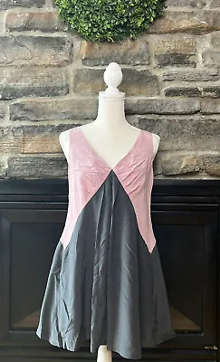 Twelve By Twelve Womens Dress Pink Gray Size Small Mini V-Neck Silk Pockets  • $17.49