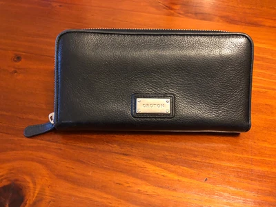 $35 • Buy Oroton Black Leather Wallet Purse