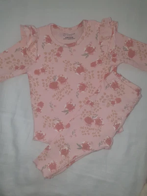 £3.50 • Buy Stacey Solomon Primark Baby Girl Clothes Set Suit   0 - 3 Months 