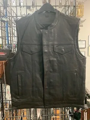 Men's Leather Motorcycle Vest With Collar 7402.ZP Size Large Mayans MC • $89.95