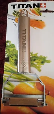 One TITAN Peeler Stainless Steel Blade Vegetables Julienne Tool With Garnishing • $12