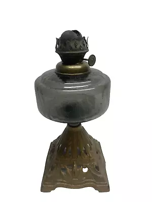 Vintage Oil Lamp With Glass Tank And Cast Iron Base • £22.99