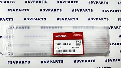 ⚙️Genuine OEM Honda⚙️Civic EP3 Type R Rear Emblem Badge 75717-S5T-E01 🇯🇵 • $34.99