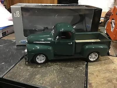 Welly 1/18 1951 Ford F1 Pickup • $69.95
