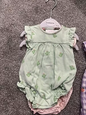£5 • Buy John Lewis Baby Grows 0-3 Months