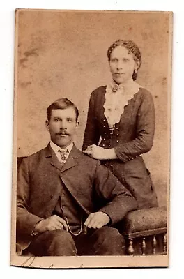 ANTIQUE CDV C. 1880s PARSONS HUSBAND & WIFE ROMANTIC COUPLE WHEELING W. VIRGINIA • $14.99