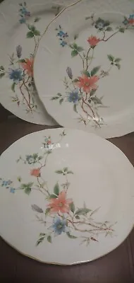  Preowned Mikasa Renaissance Monique 11  Dinner Plates Set Of 3 • $60