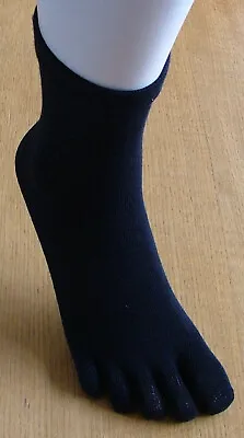 Five Finger Toe Socks Plain Navy [D04B] • £4.50