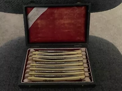 Vintage 7 Day Ornate Straight Razor Set • $450