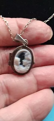 925 Sterling Silver Mother And Child Blue Cameo Locket Necklace • $74.99