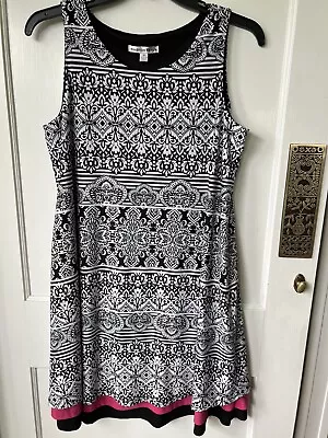 Madison Leigh Dress Size 14 Black White Pink Sleeveless • $19.99