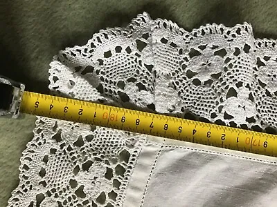 Vintage Linen Edged In Lace Oblong Table Cloth • £9