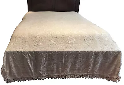 Morgan Jones Minuet VTG Ivory Off White Cotton Cheneille Twin Size Bedspread • $29.99