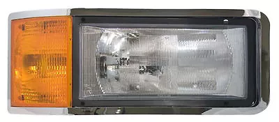 Mack CH Set Back Axle CL Headlight Assembly RH Passenger W/Turn Signal 2M0520M  • $128.47