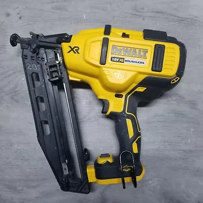 £190 • Buy DeWalt XR 18V Brushless Fix Nailer DCN660 Type 2