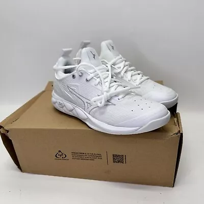 Mizuno Womens 2 Wave Luminous Women's Volleyball Shoe Size 6 White New In Box • $47.45