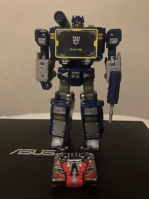 Transformers Netflix War For Cybertron Trilogy Soundwave With Cassettes LOOSE • $70