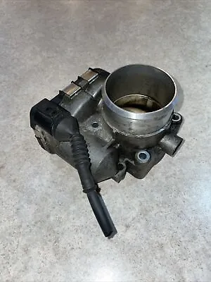 Audi A4 VW Passat 1.8T THROTTLE BODY ASSEMBLY - 06B 133 062 M • $37.99