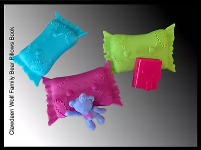 MONSTER HIGH Doll Clawdeen Wolf Family Bunk Bed Pillows Bear Book Accessories • $22.40