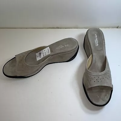 Via Spiga Sandal Wedge Heels Gray Suede Size 8.5 M • $29