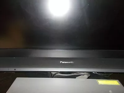 Panasonic 32  TV And Pioneer DVD/CD/hard Drive Player Both 15 Yrs Old • £70