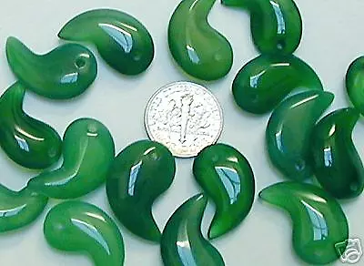 Small Plasma (green Chalcedony) Magatama: Smooth Hues • $4.99