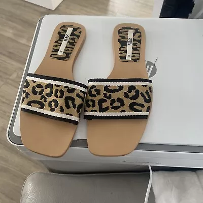 Zara Brown Beige Leopard Print Flat Slider Sandals  - Size 5 / EU 38 • £9.99