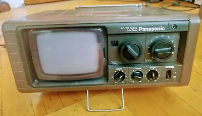 Vintage Panasonic B & W TV TR 525 • $27