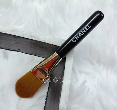 Chanel Foundation Brush Travel Size (old Version) Mini Apx 4inch New  • $18.99