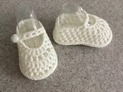 Hand Made Crochet Baby Girl Shoes  - Size 0 To 3 Months • £5.99