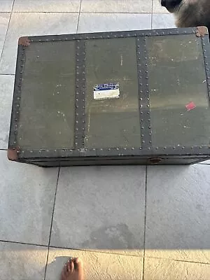 Old Vtg Steamer Trunk Storage With Hangers And Keys Needs Some TLC Look • $75