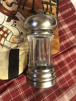 Vintage Olde Thompson Ceramic Pepper Grinder • $15