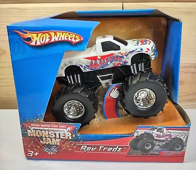 2005 Hot Wheels Monster Jam Rev Tredz Madusa 1:43 NIB • $21.95