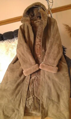 £175 • Buy Ladies/Women's Full Length Hooded Genuine Sheepskin Coat-Size 16-Olive