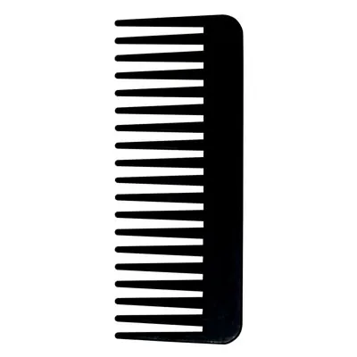 Beauty Kosmetika - Plastic Rake Fluff Comb - Black • £2.69