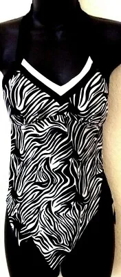 Mod Bod Tankini Bikini Set Size XS Black White Zebra Print NWT $88 • $12