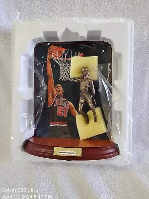 2002 NBA Michael Jordan Bradford Exchange Aerial Assualt Bulls Plate • $49.99