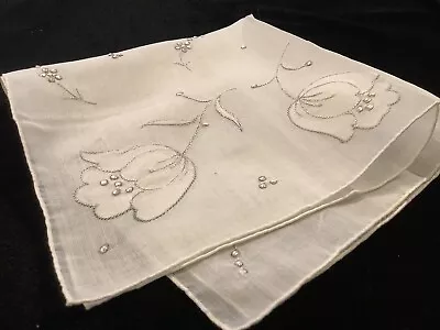 SF187🌟Vintage Bridal WHITE Madeira Hand Embroidery TULIPS Wedding Handkerchief • $12.95