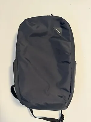 Pacsafe Vibe 25 Anti-theft 25L Backpack Black Unisex 60301 W/Exomesh • $75