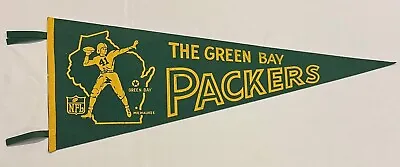 1960's Green Bay Packers Pennant Showing QB Throwing A Pass • $249.99