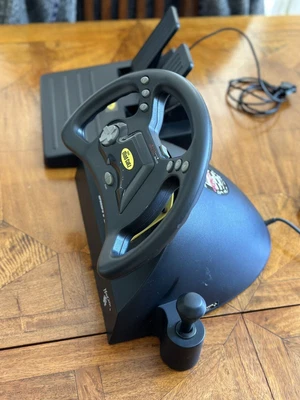 £10 • Buy Team Mad Catz Dual Force Driving Simulator