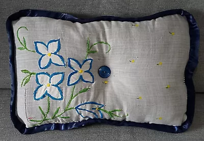 SMALL PILLOW Vintage Hankie Cottage Blue White Yellow Flower Green 11 X 7 • $4.79