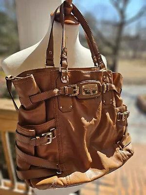 Michael Kors Gansevoort Large Tote Leather In Peanut Camel And Gold • $49.99