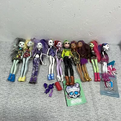 Lot Of 10 Dolls Monster High And Floating Bed *see Description Please • $125