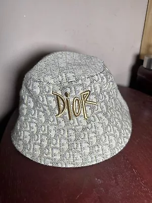 $250 • Buy CHRISTIAN DIOR Bucket Hat In Grey